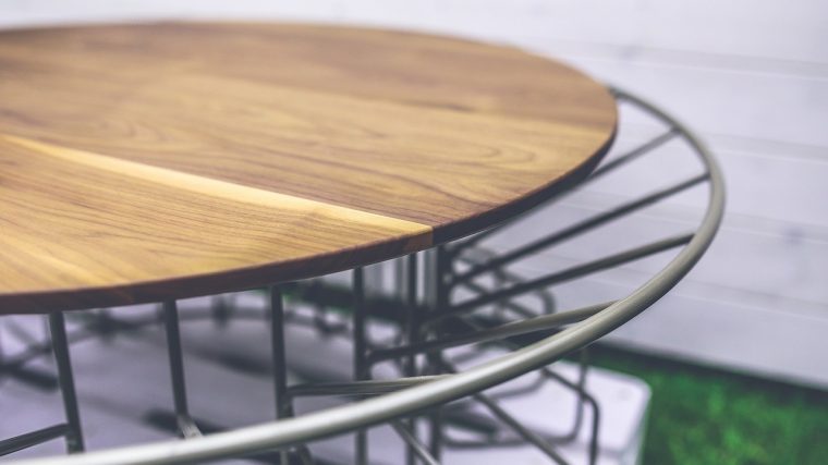 Des tables basses de jardin pour sublimer votre espace extérieur.